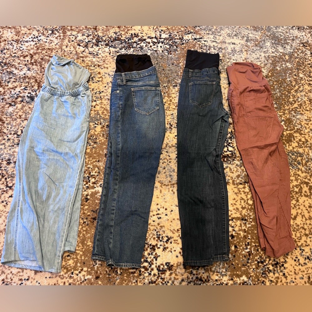 Maternity pants - size medium